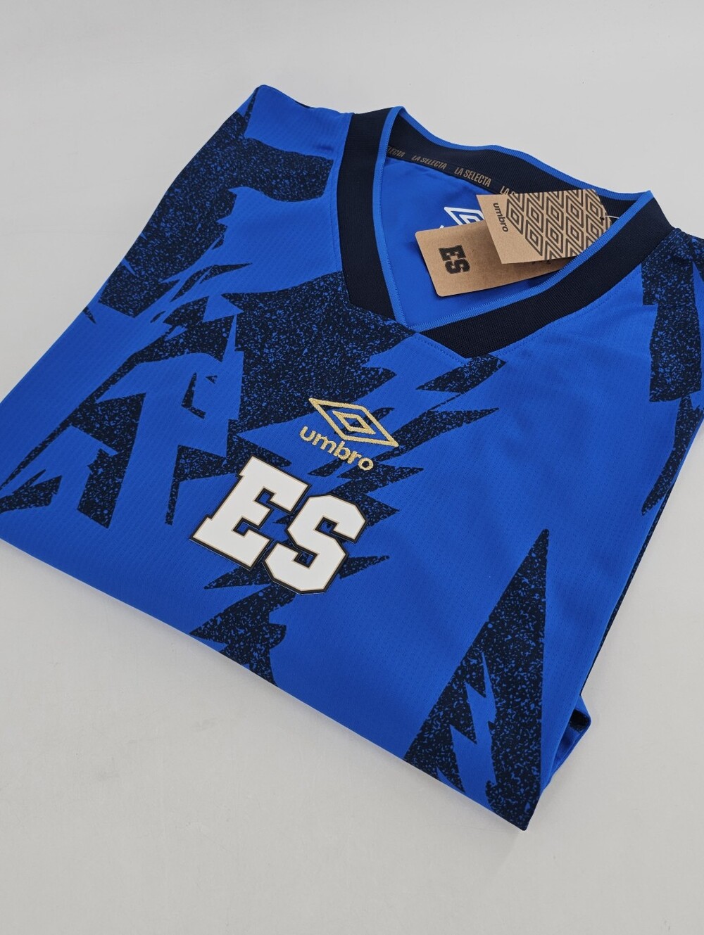 Umbro El Salvador National Team 23/24 Soccer Jersey Long Sleeve Men's Top